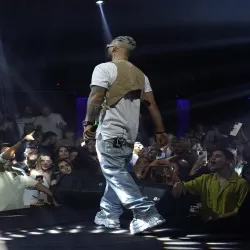 دانلود ریمیکس آره از آرتا مهراد هیدن کوروش شایع  ریمیکس جشنی