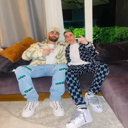 دانلود ریمیکس امشبو نیستم فردا رو آره آرتا و کوروش ریمیکس ترند اینستا