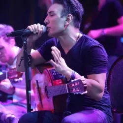 دانلود آهنگ از هرچی میترسید دلم آخرشم اومد سرش (هوش مصنوعی) شادمهر  طولانی و یکجا zip کیفیت 320