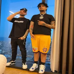 دانلود اهنگ کارا توی G Class کف یادگاره آره آره آرتا و کوروش ریمیکس ترند اینستا