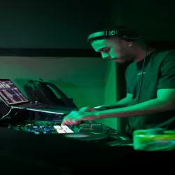 دانلود آهنگ از ره منزل مکو دیگر مگو ای تو راه و منزلم دیگر بیا دیگر بیا پژمان مبرا  اینستایی