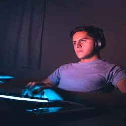 دانلود آهنگ دنیای این روزای من اینه هوش مصنوعی داریوش و روزبه بمانی  ترند اینستا