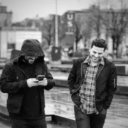 دانلود اهنگ همه دنیا برن با تو خوبه تنهام حامد برادران  بیس دار تند شاد